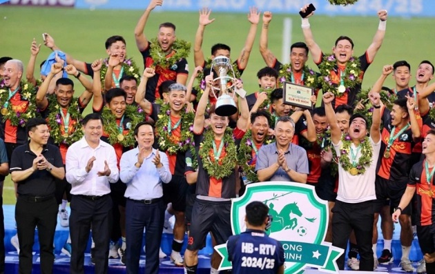 Câu chuyện thăng hạng